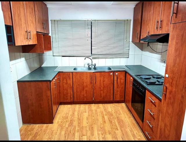 3 BEDROOM APARTMENT FOR SALE IN RESERVOIR HILLS